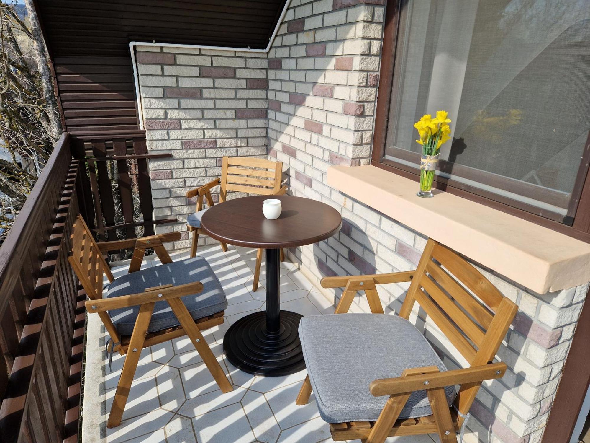 Balaton Panzio Fuered Bed & Breakfast Balatonfured Exterior photo