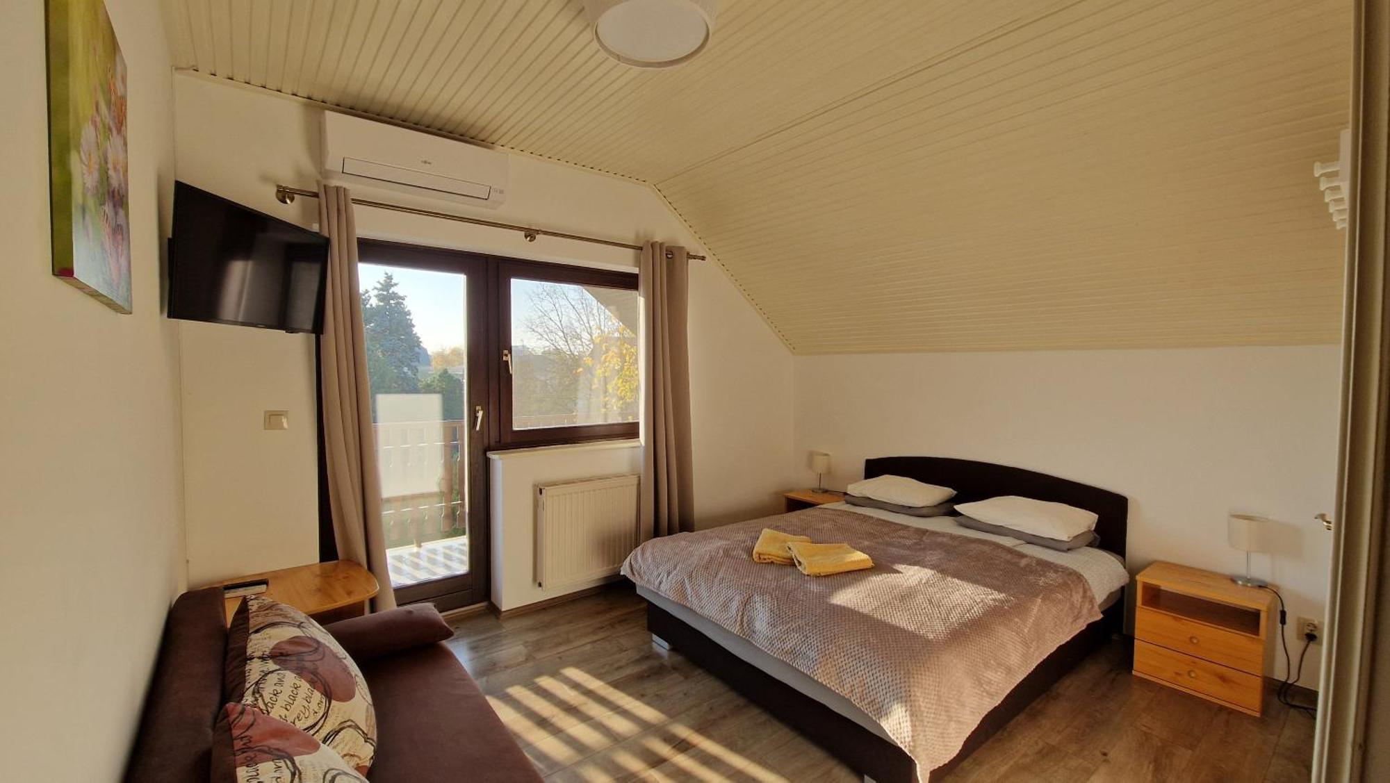 Balaton Panzio Fuered Bed & Breakfast Balatonfured Exterior photo